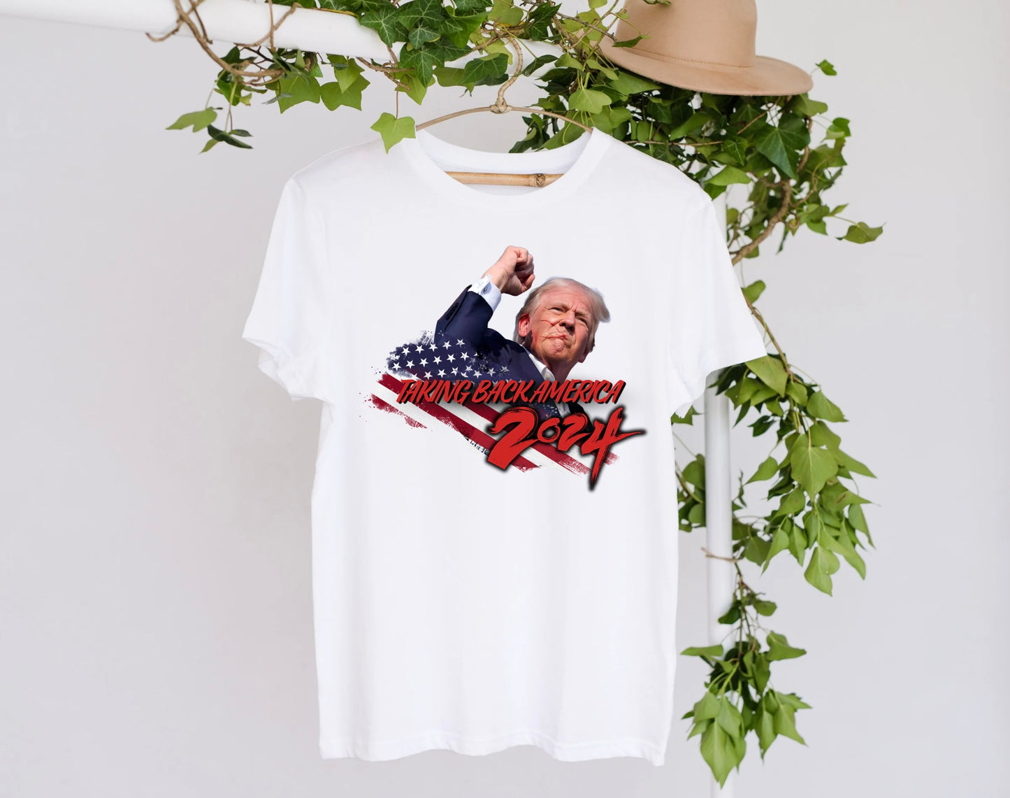 T-Shirt Trump Taking Back America 2024