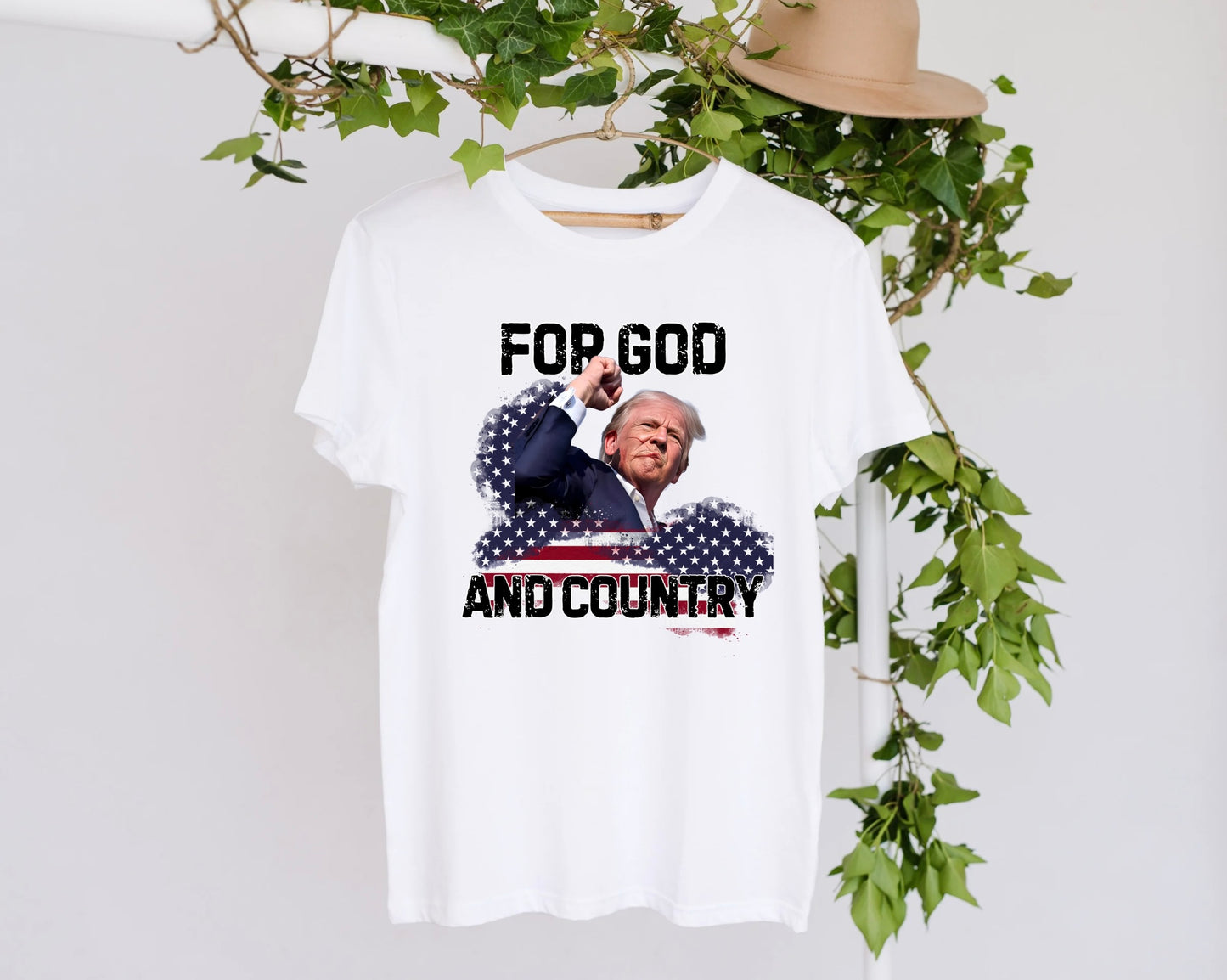 T-Shirt Trump For God and Country