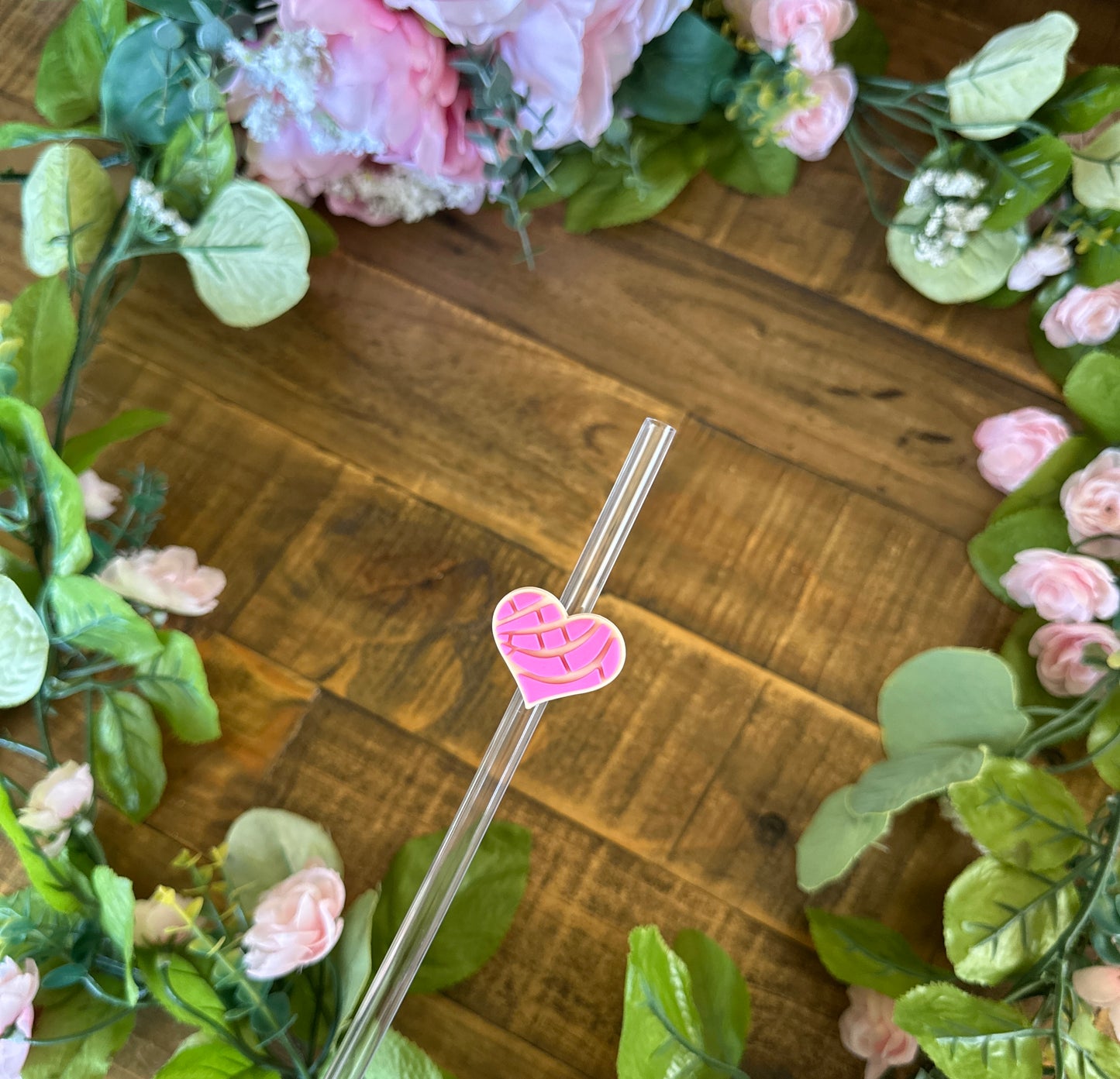 Heart Pink Concha Straw Topper